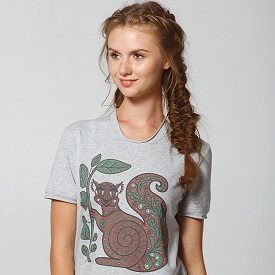 Women’s T-Shirt “The Squirrel and the oak leaf”